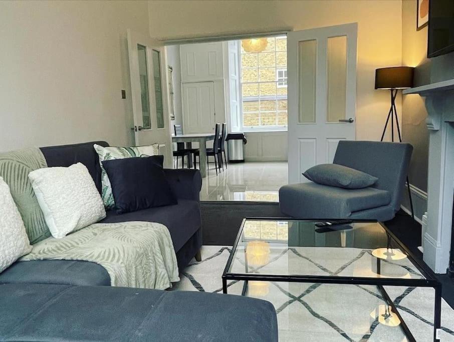 Luxury 2 Bed Flat In Inslington Apartment ลอนดอน ภายนอก รูปภาพ
