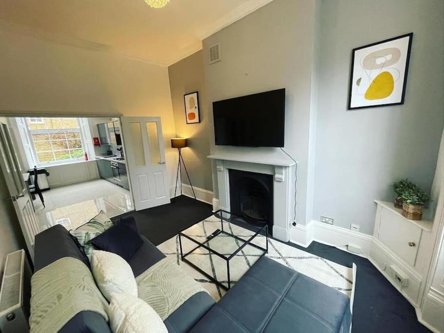 Luxury 2 Bed Flat In Inslington Apartment ลอนดอน ภายนอก รูปภาพ